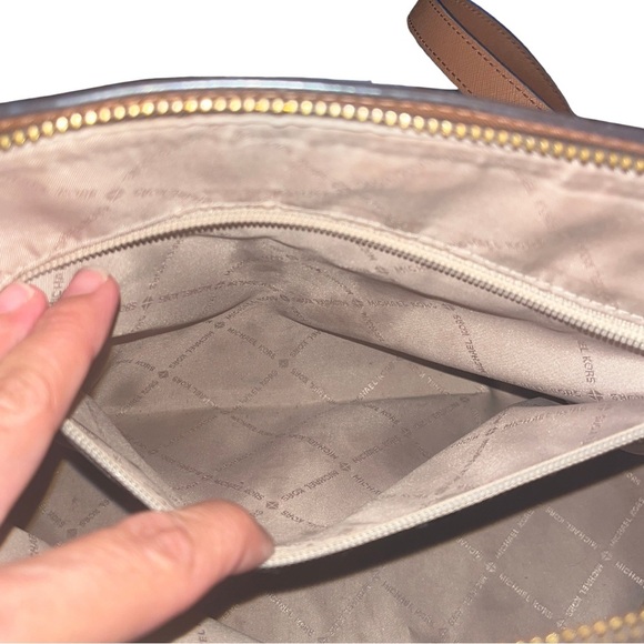 Michael Kors Tan and Brown Crossbody Bag - Picture 7 of 10